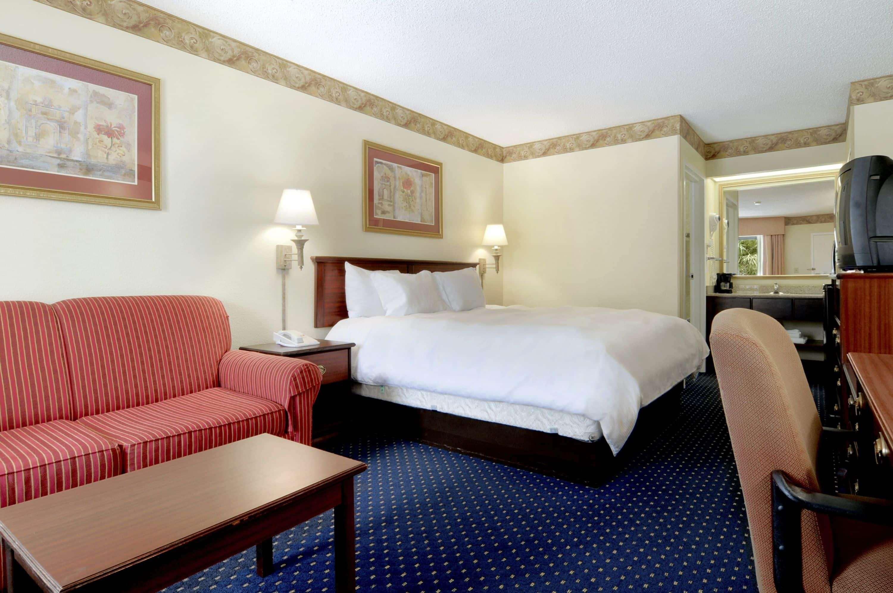 Baymont By Wyndham Tallahassee Extérieur photo